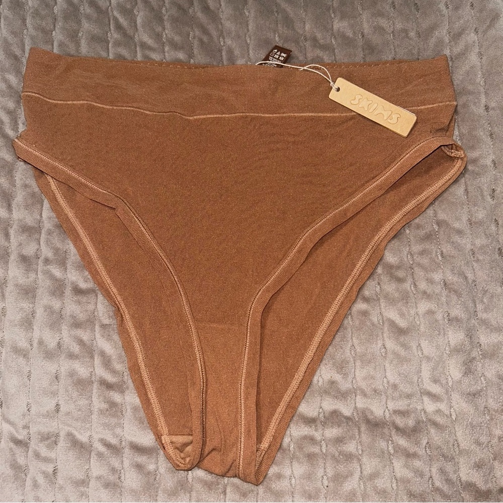 skims cheeky brief Sienna  2XL NWT